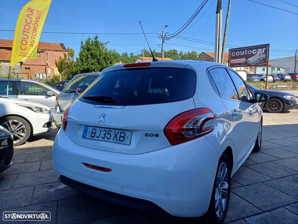 Peugeot 208 82 VTI Allure - 6