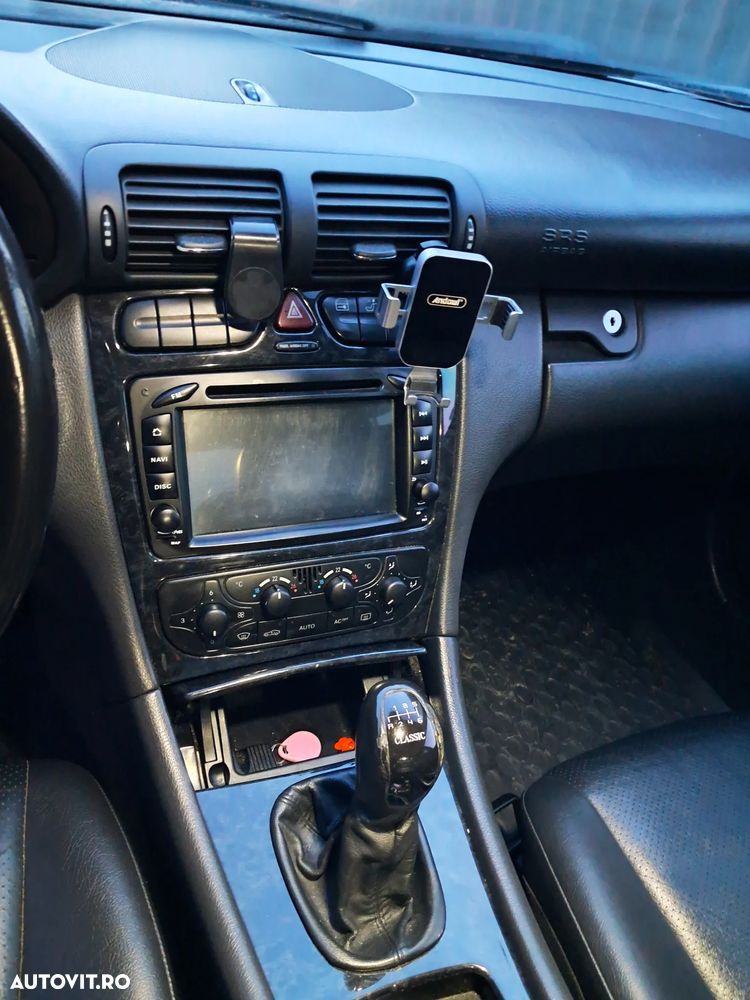 Mercedes-Benz C - 10