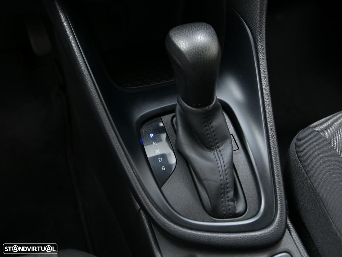 Toyota Yaris 1.5 HDF Comfort - 18