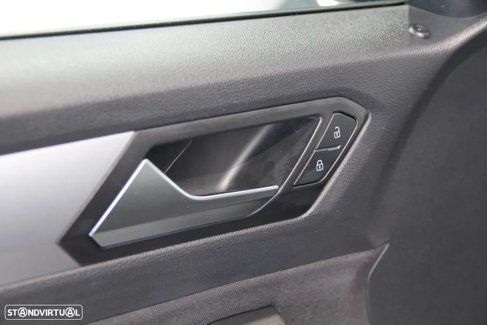 VW T-Roc 1.0 TSI Life - 7