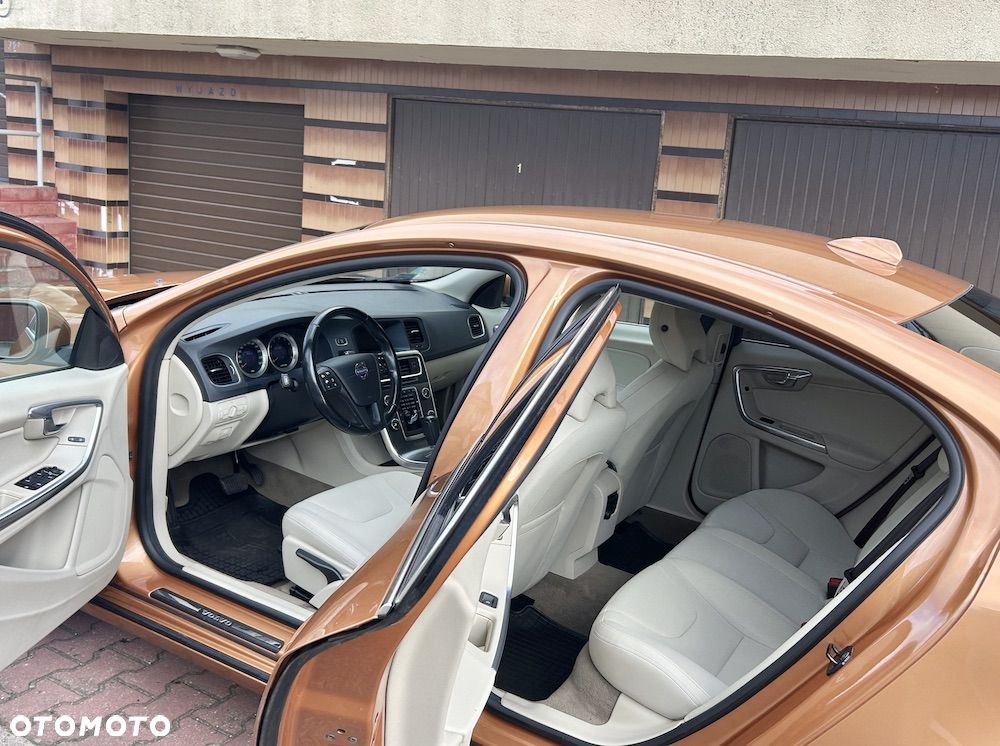 Volvo S60 - 11