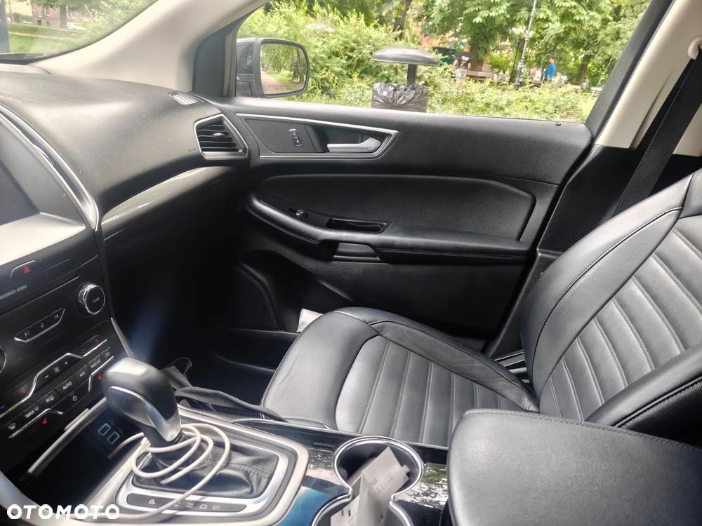 Ford Edge - 9