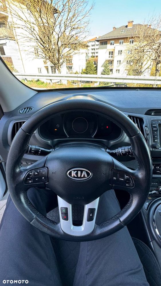 Kia Sportage 2.0 CRDI L - 9