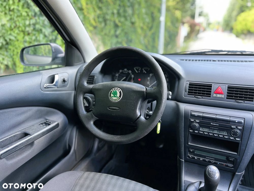 Skoda Octavia - 16
