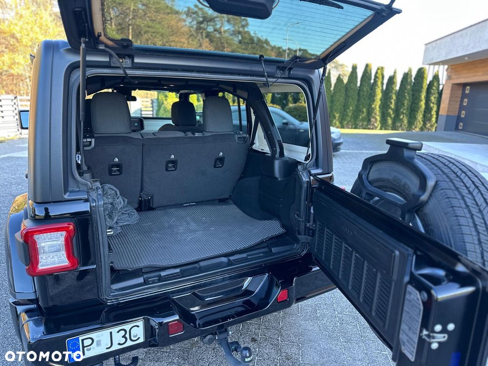 Jeep Wrangler - 6