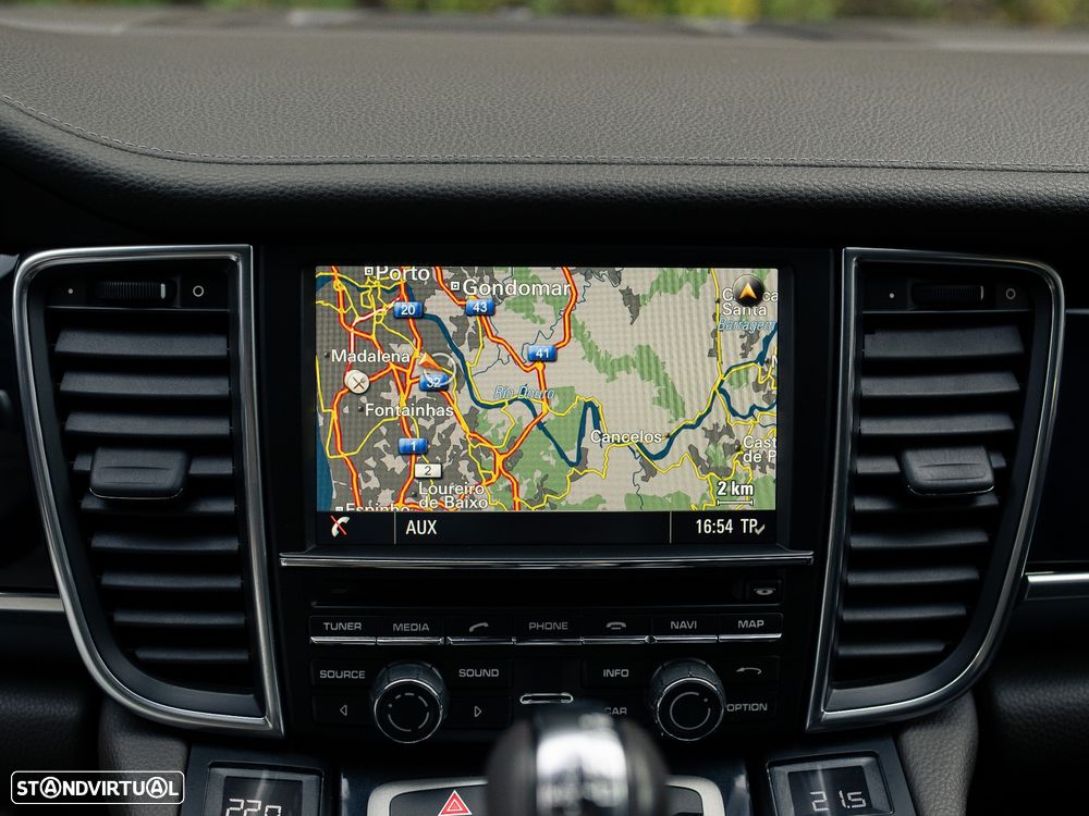 Porsche Panamera Standard - 36