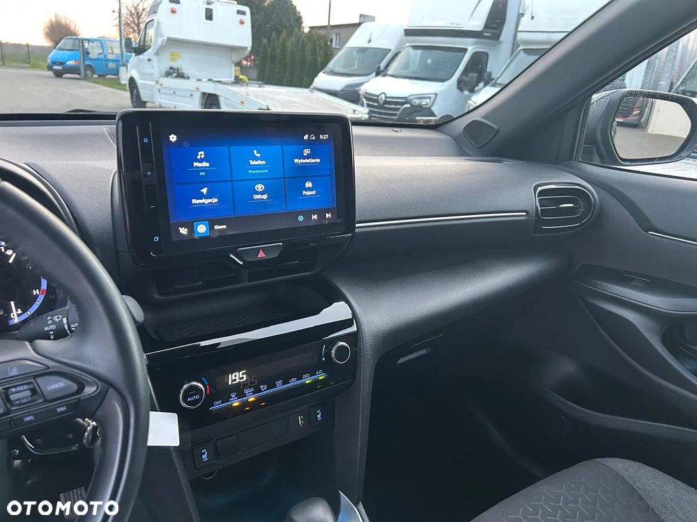 Toyota Yaris Cross Hybrid 1.5 Comfort - 22