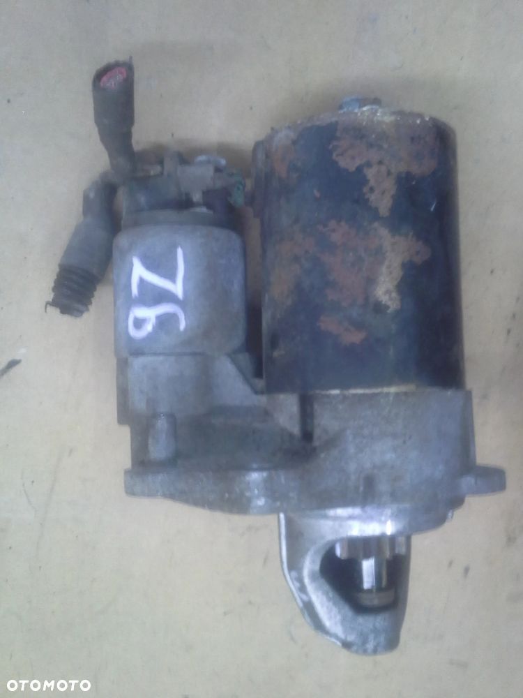 Mini One R50 R53 1.6 rozrusznik Bosch 0001106019 148999402B - 3