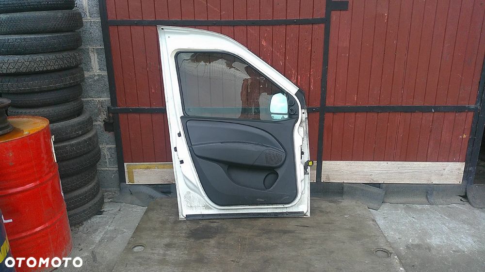 FIAT DOBLO II DRZWI PRZEDNIE LEWE 249 - 4