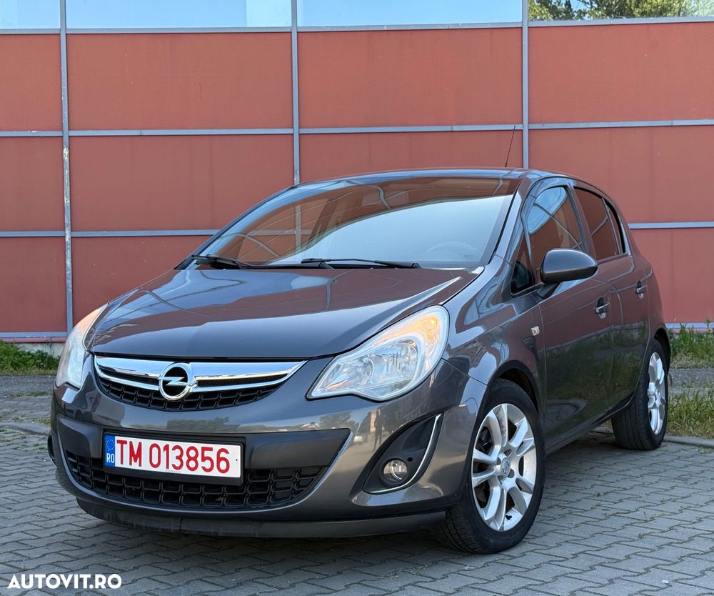 Opel Corsa 1.2 Cosmo - 15