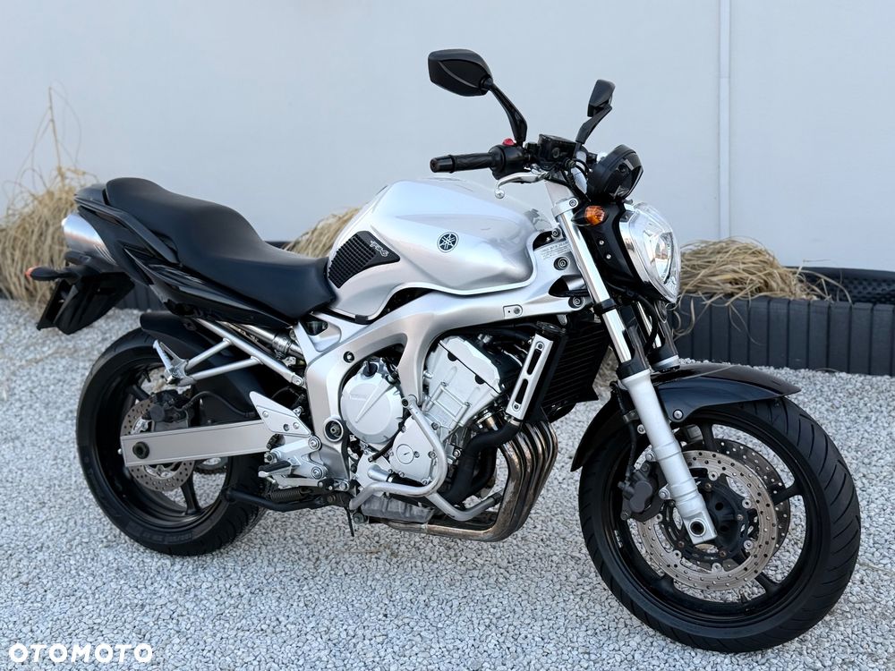 Yamaha FZ6