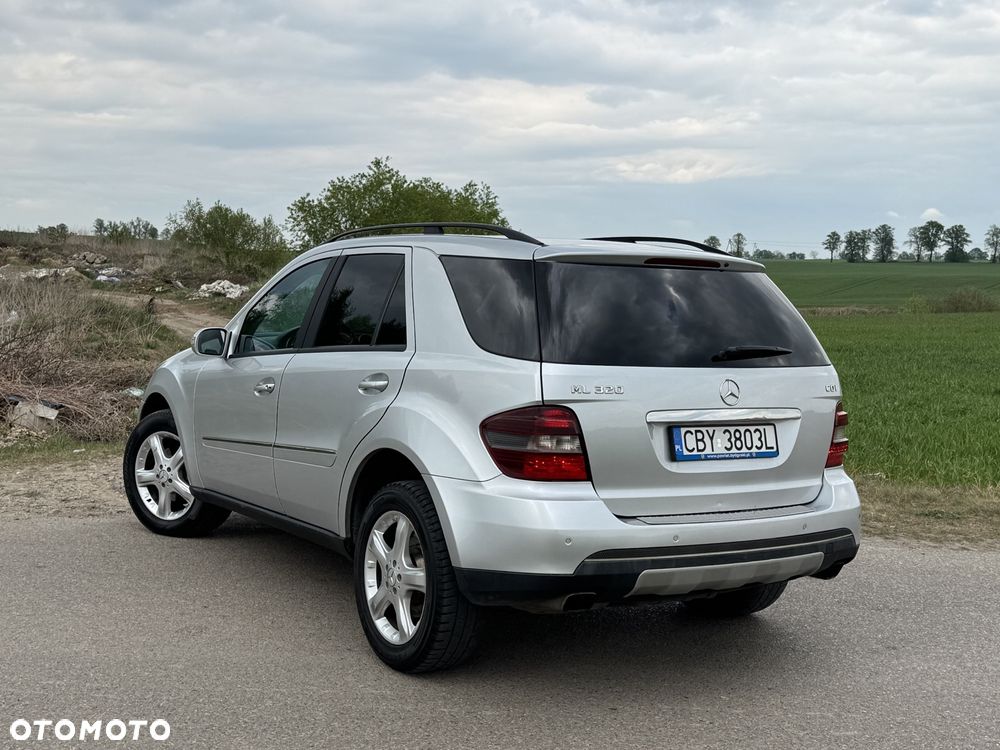 Mercedes-Benz ML - 33