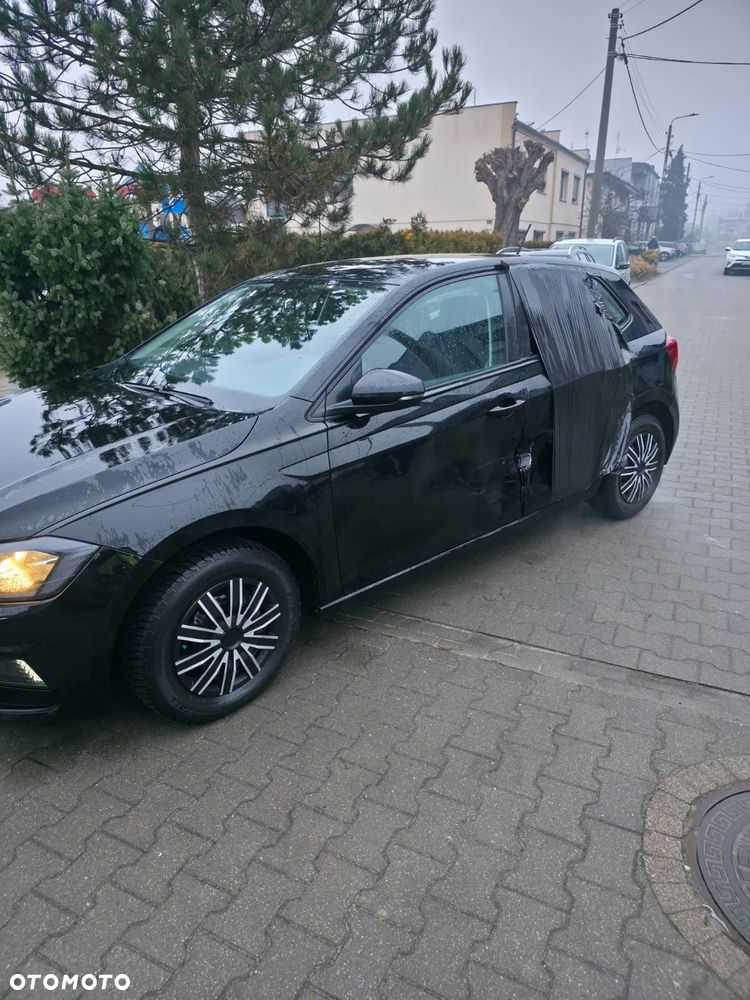 Volkswagen Polo - 4