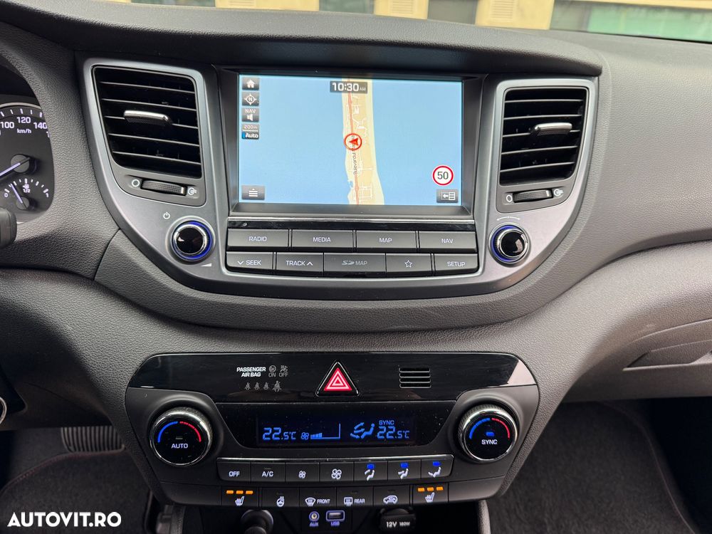 Hyundai Tucson blue 1.7 CRDi 2WD DCT Premium - 12