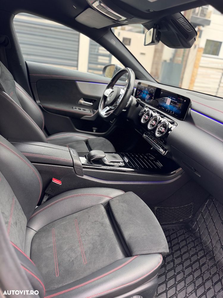 Mercedes-Benz CLA 180 7G-DCT AMG Line - 23