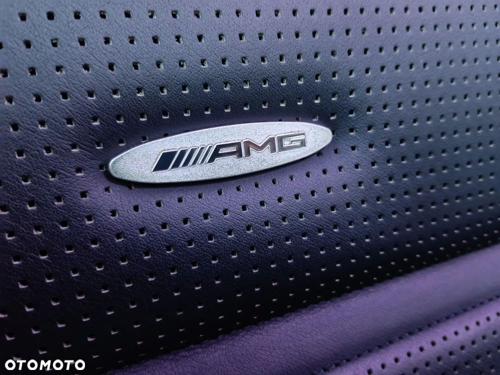 Mercedes-Benz Klasa E - 22