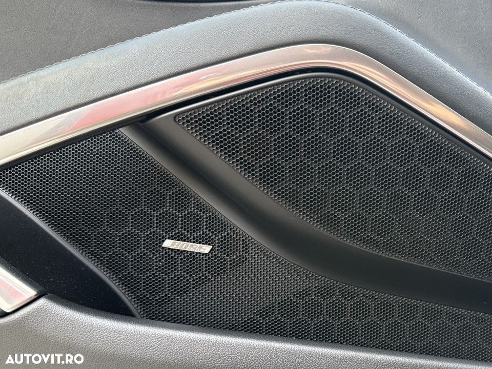 Porsche 911 - 33