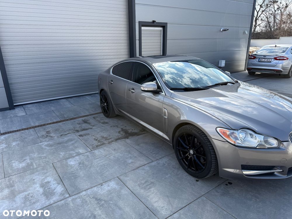 Jaguar XF 3.0 V6 Luxury - 3