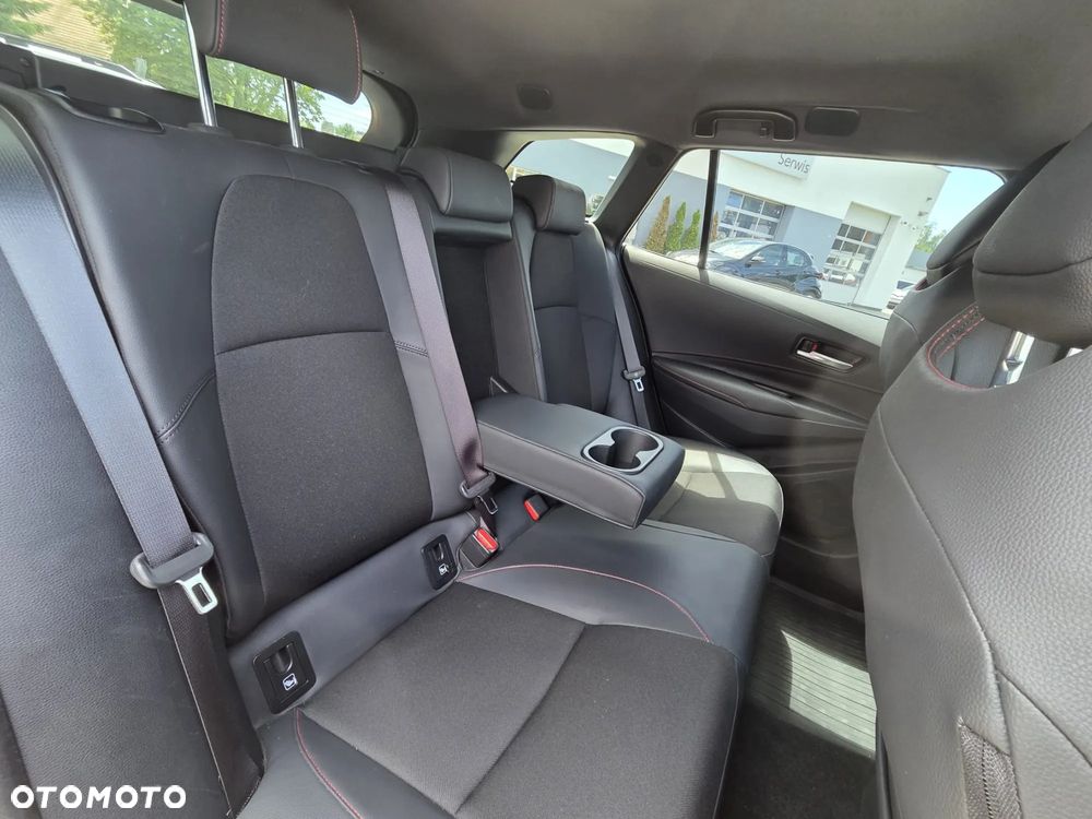 Toyota Corolla 2.0 Hybrid GR Sport - 29