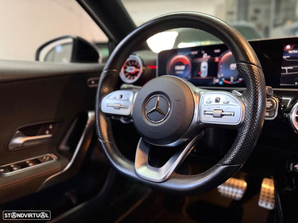 Mercedes-Benz A 180 d 7G-DCT AMG Line - 26