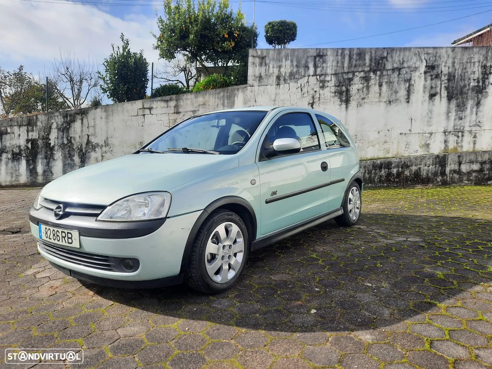 Opel Corsa 1.2 16V Sport - 2