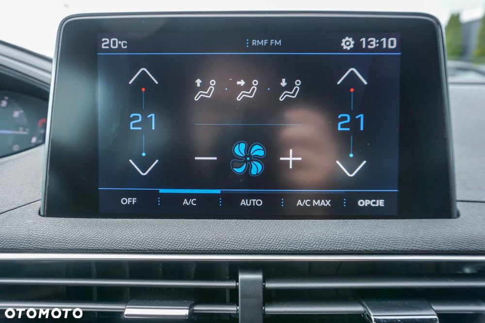 Peugeot 3008 1.2 PureTech Allure Pack S&S EAT8 - 19
