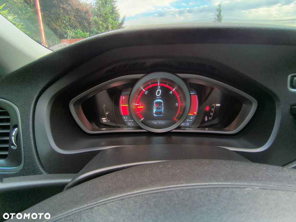 Volvo V40 D4 Geartronic Kinetic - 36