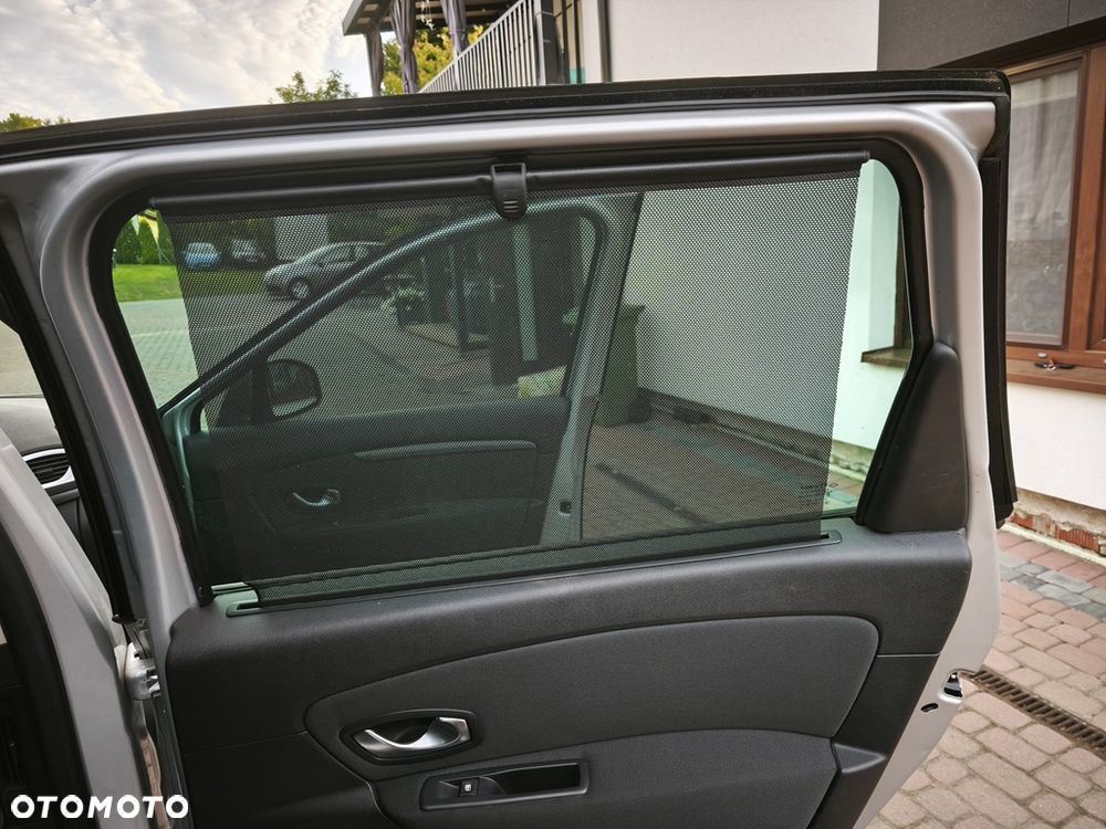 Renault Scenic 1.6 16V 110 TomTom Edition - 31