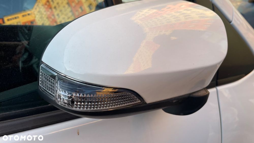 Toyota Yaris 1.0 Active EU6 - 17