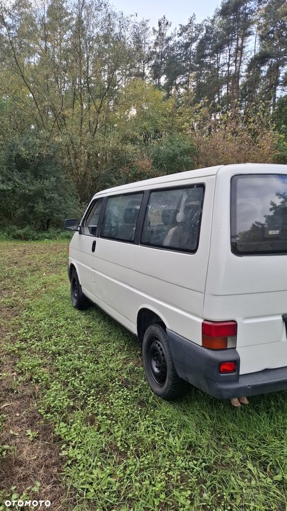 Volkswagen Transporter - 4