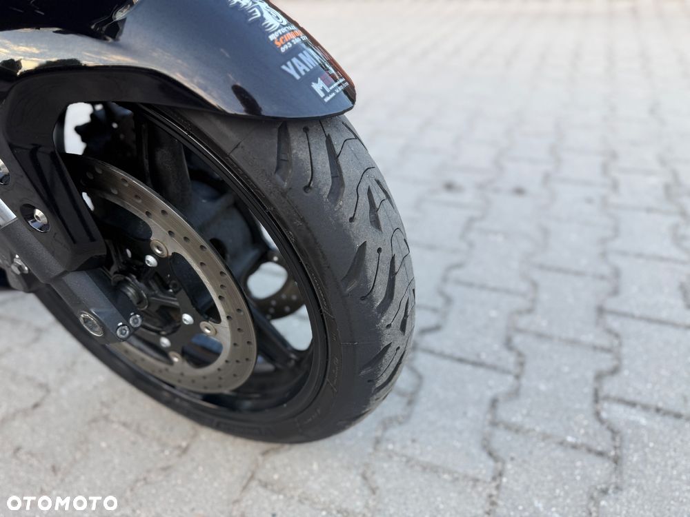 Yamaha FJR - 7