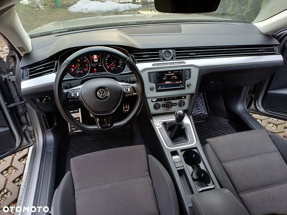 Volkswagen Passat 1.8 TSI BMT Comfortline - 21
