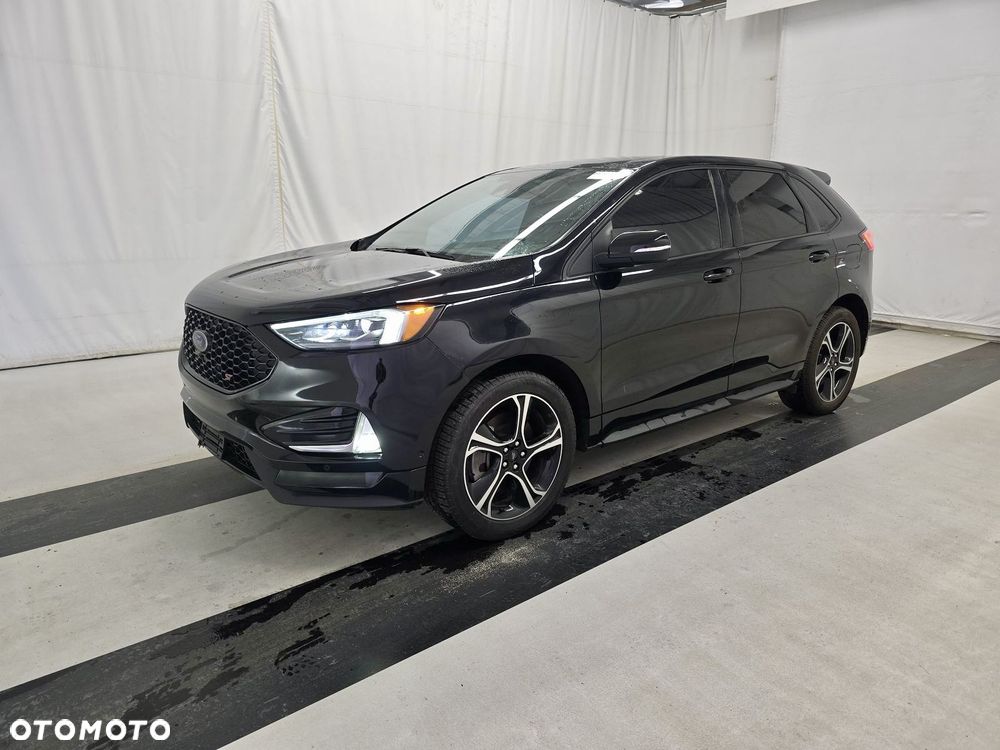 Ford Edge - 2
