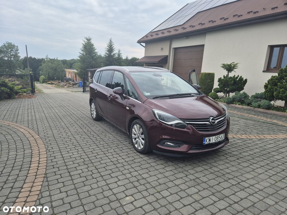 Opel Zafira - 1