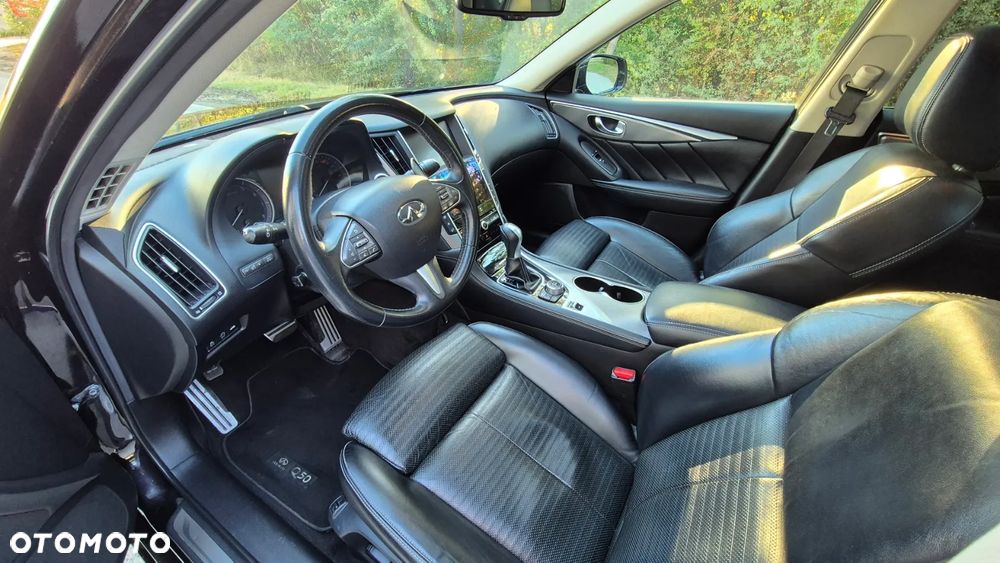 Infiniti Q50 2.0t Sport EU6 - 22