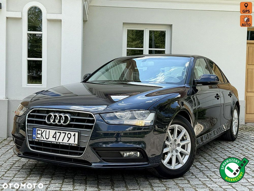 Audi A4 Limousine - 1