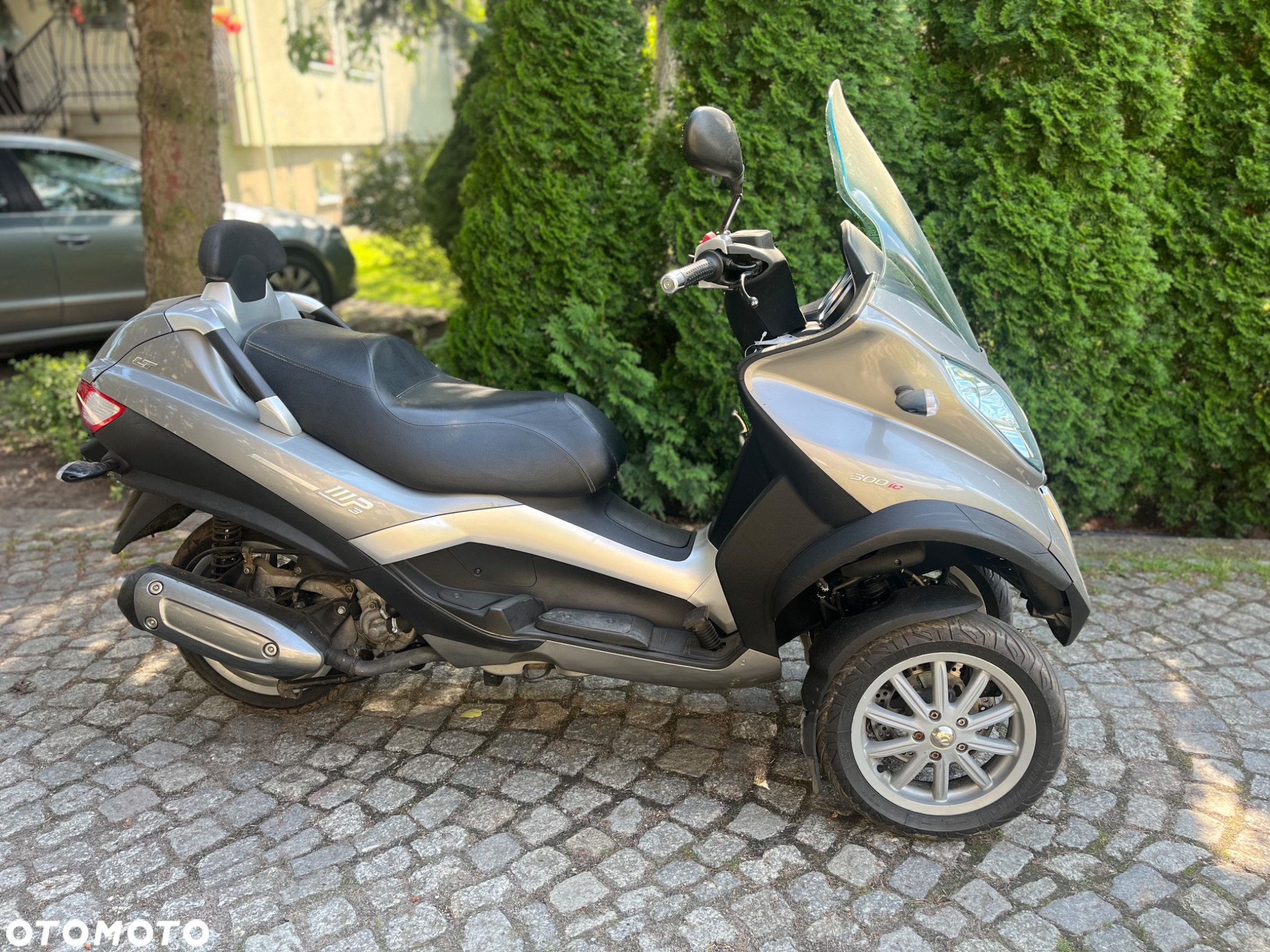 Piaggio MP-3 - 3