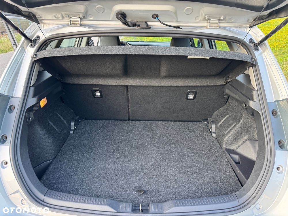Toyota Auris Hybrid 135 Comfort - 27
