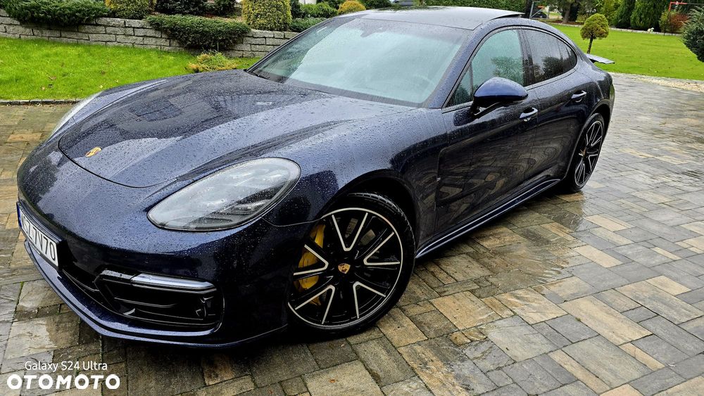 Porsche Panamera - 25