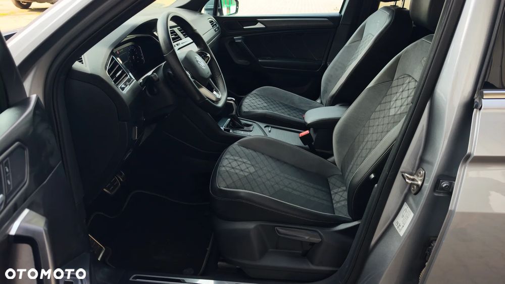 Volkswagen Tiguan Allspace 2.0 TDI R-Line DSG - 23