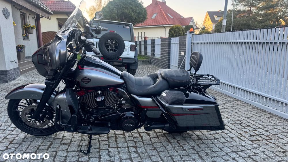 Harley-Davidson Touring Street Glide - 5