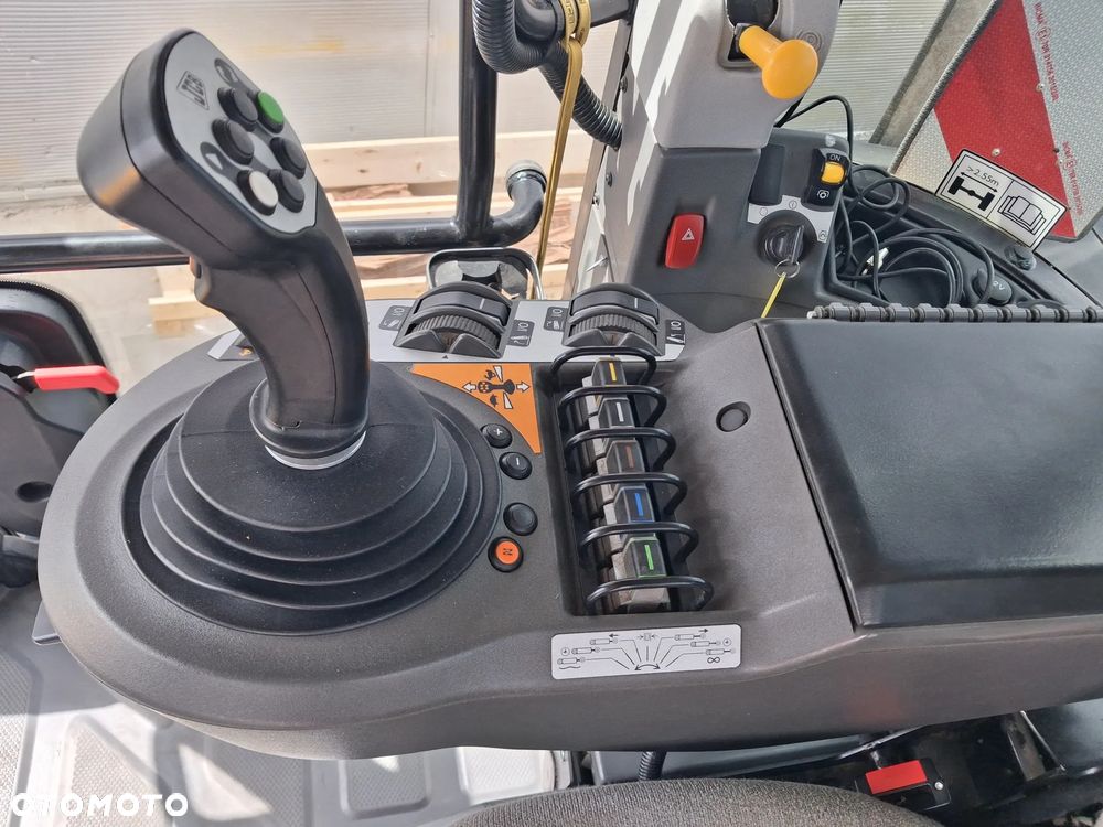 JCB Fastrac 4190 - 15