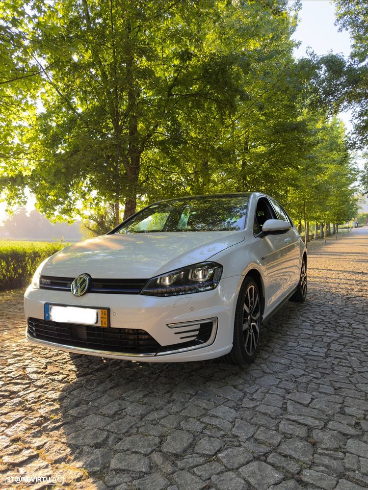 VW Golf - 1