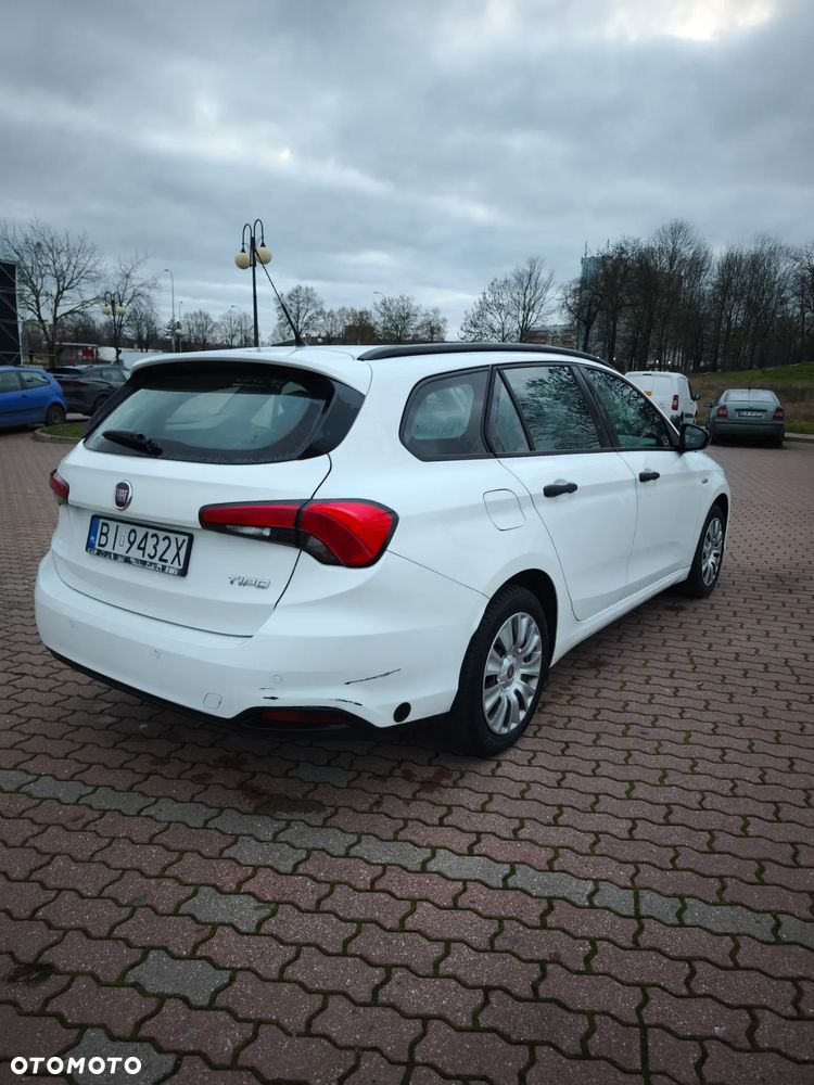 Fiat Tipo 1.4 T-Jet 16v Pop - 4