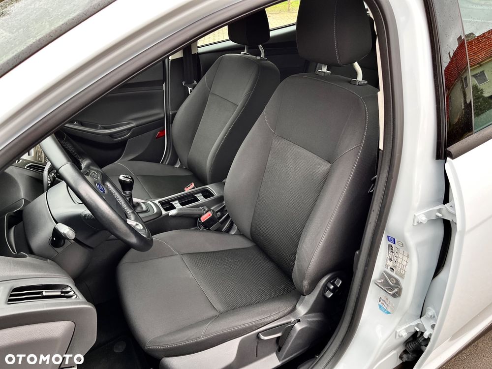 Ford Focus 1.0 EcoBoost Trend Edition - 19