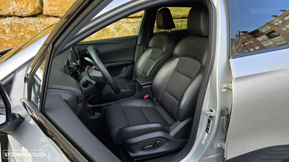 MG MG4 64 kWh Luxury - 48