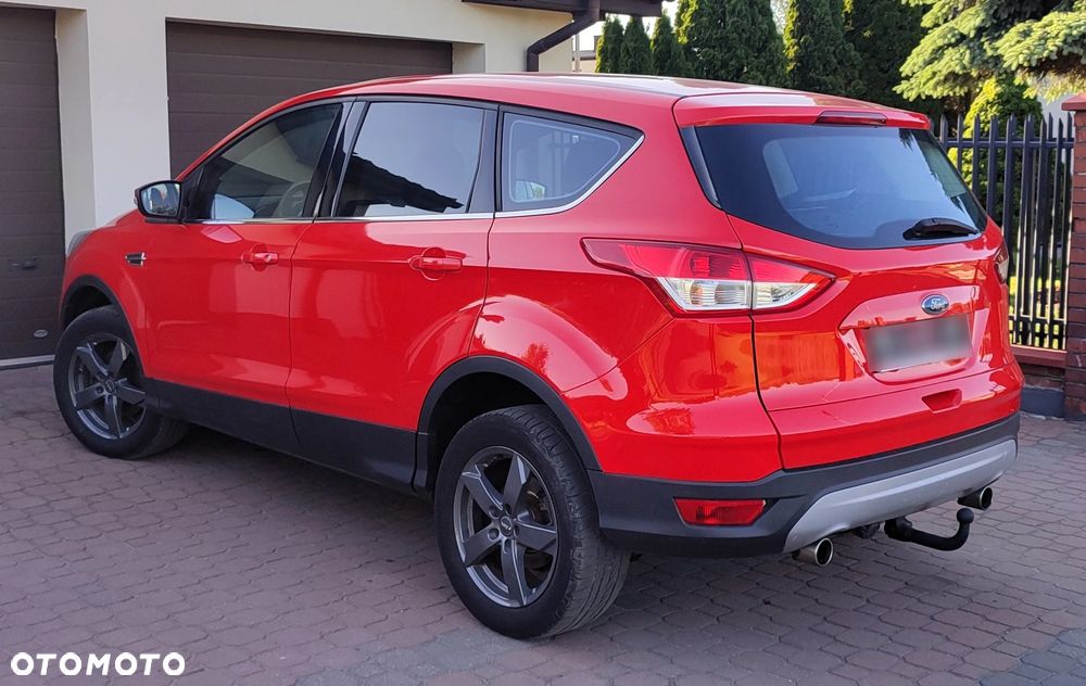 Ford Kuga 1.5 EcoBoost 2x4 Trend - 5