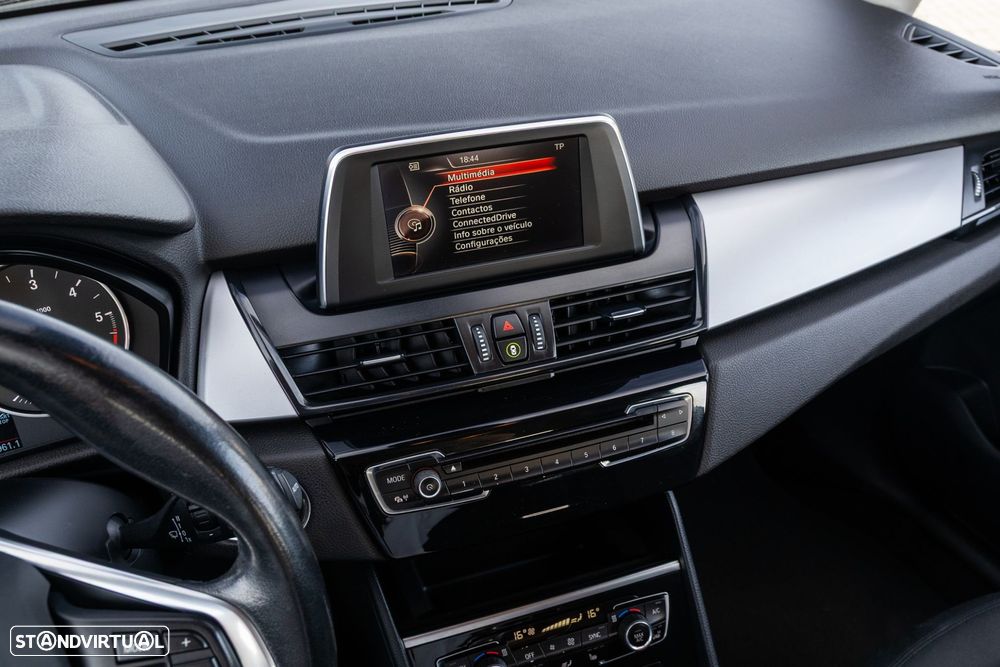 BMW 218 Gran Tourer d 7L - 18