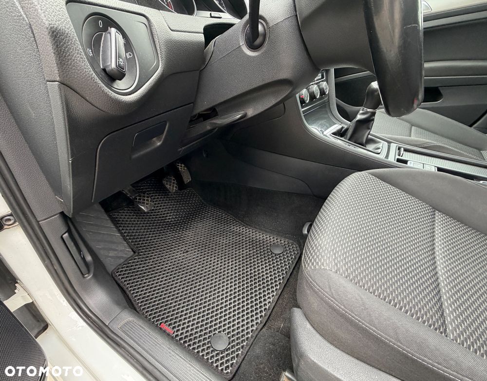 Volkswagen Golf 1.6 TDI BMT Trendline - 28