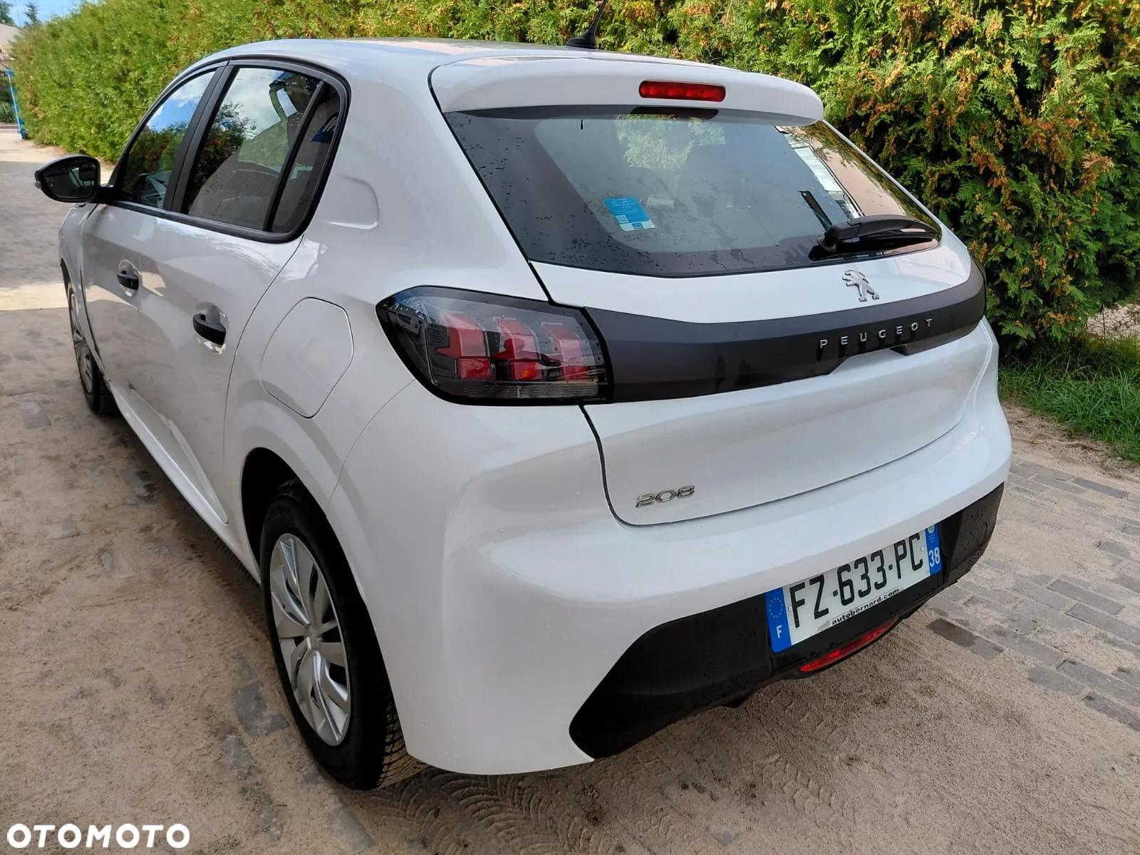 Peugeot 208 - 7